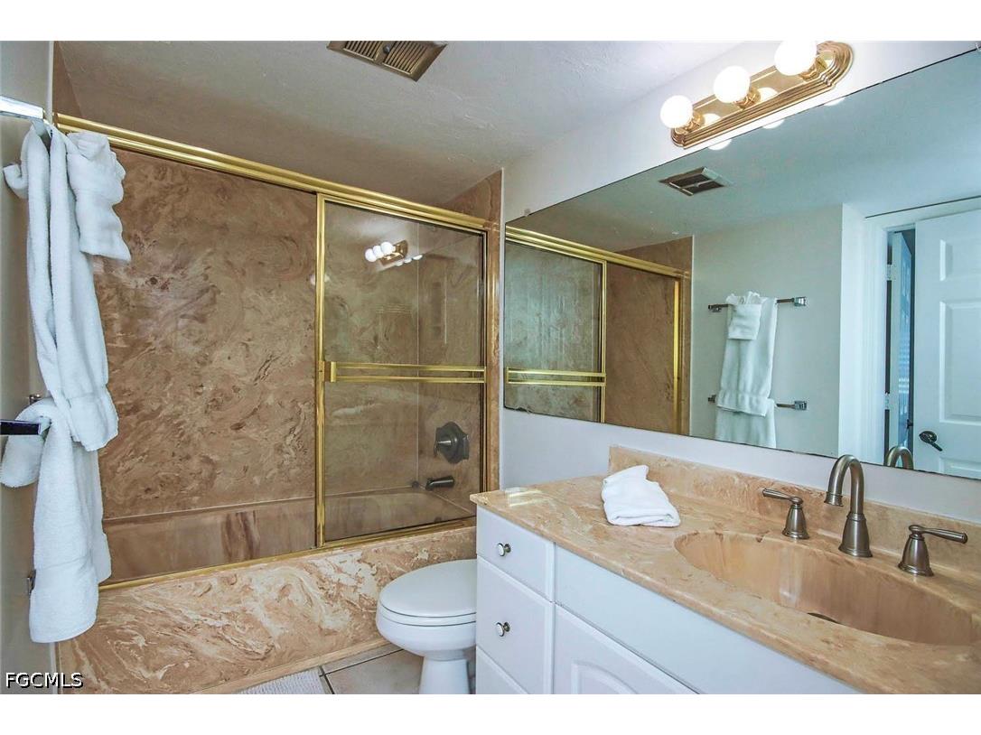 2445 W Gulf Drive #35B Sanibel FL 33957 2026017605 image22