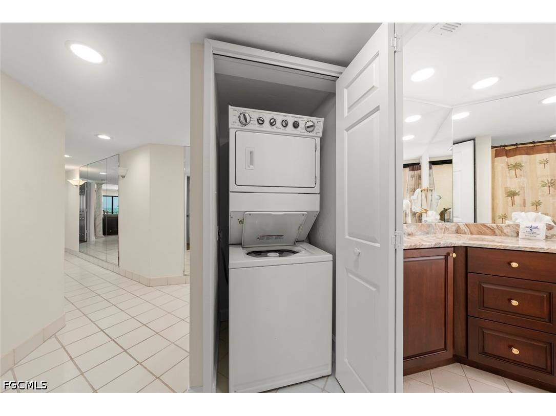 2445 W Gulf Drive #44A Sanibel FL 33957 2026016424 image24