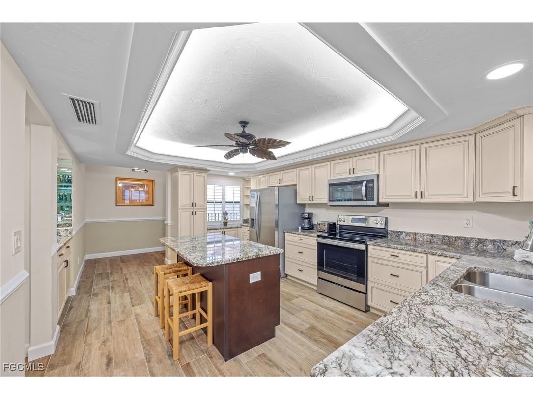 2445 W Gulf Drive #44E Sanibel FL 33957 2025022076 image5
