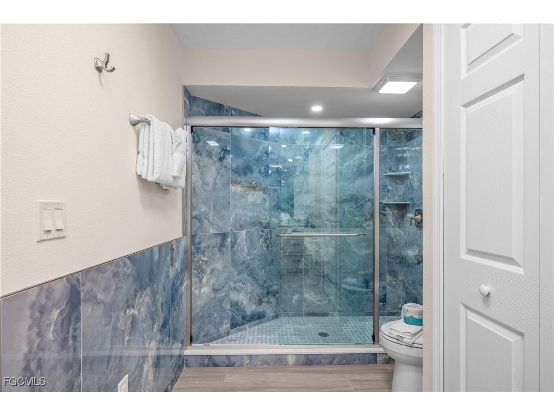 2445 W Gulf Drive #4E Sanibel FL 33957 2025022074 image10