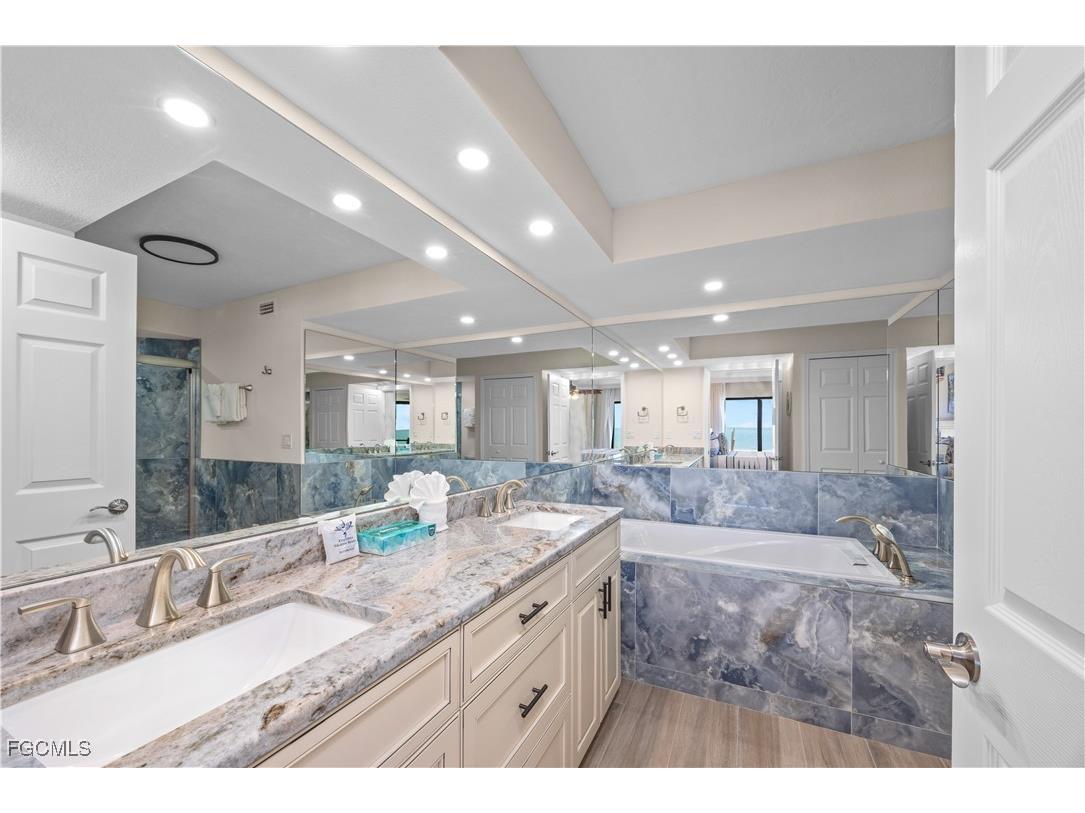 2445 W Gulf Drive #4E Sanibel FL 33957 2025022074 image11