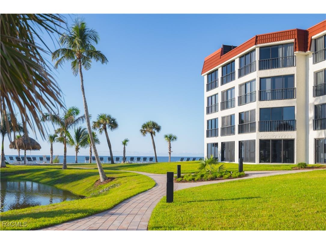 2445 W Gulf Drive #4E Sanibel FL 33957 2025022074 image38