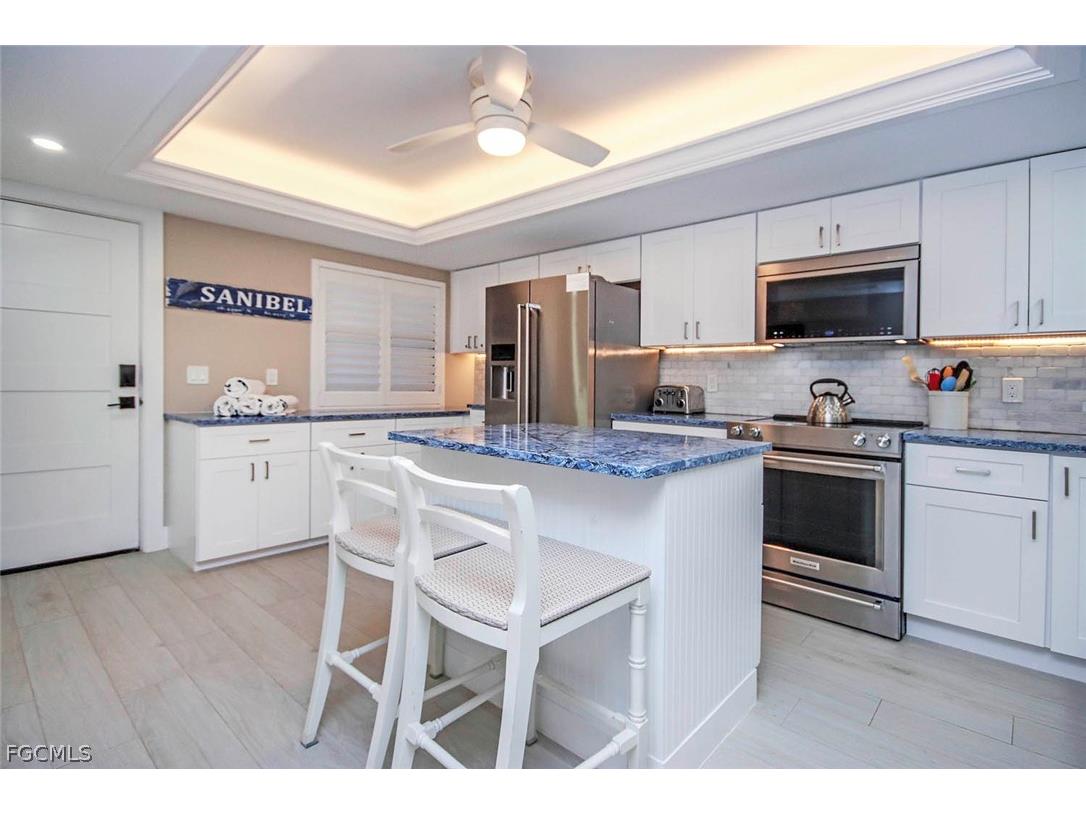 2445 W Gulf Drive #5D Sanibel FL 33957 2026008859 image10