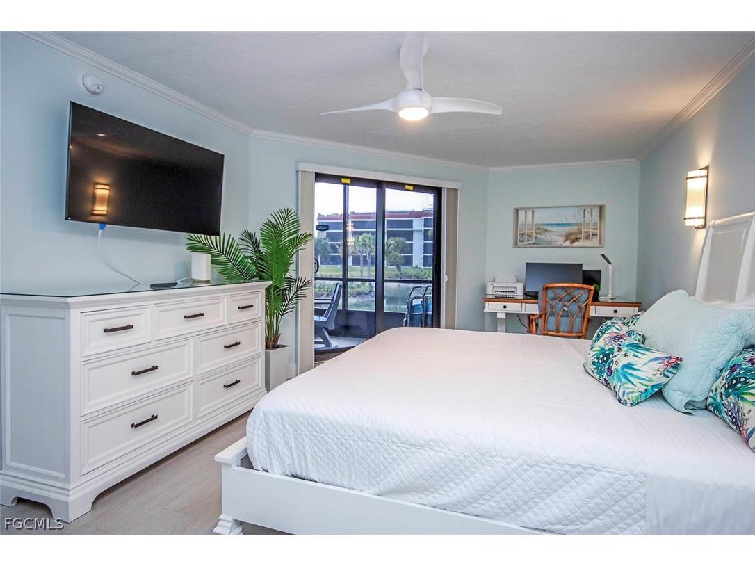2445 W Gulf Drive #5D Sanibel FL 33957 2026008859 image13