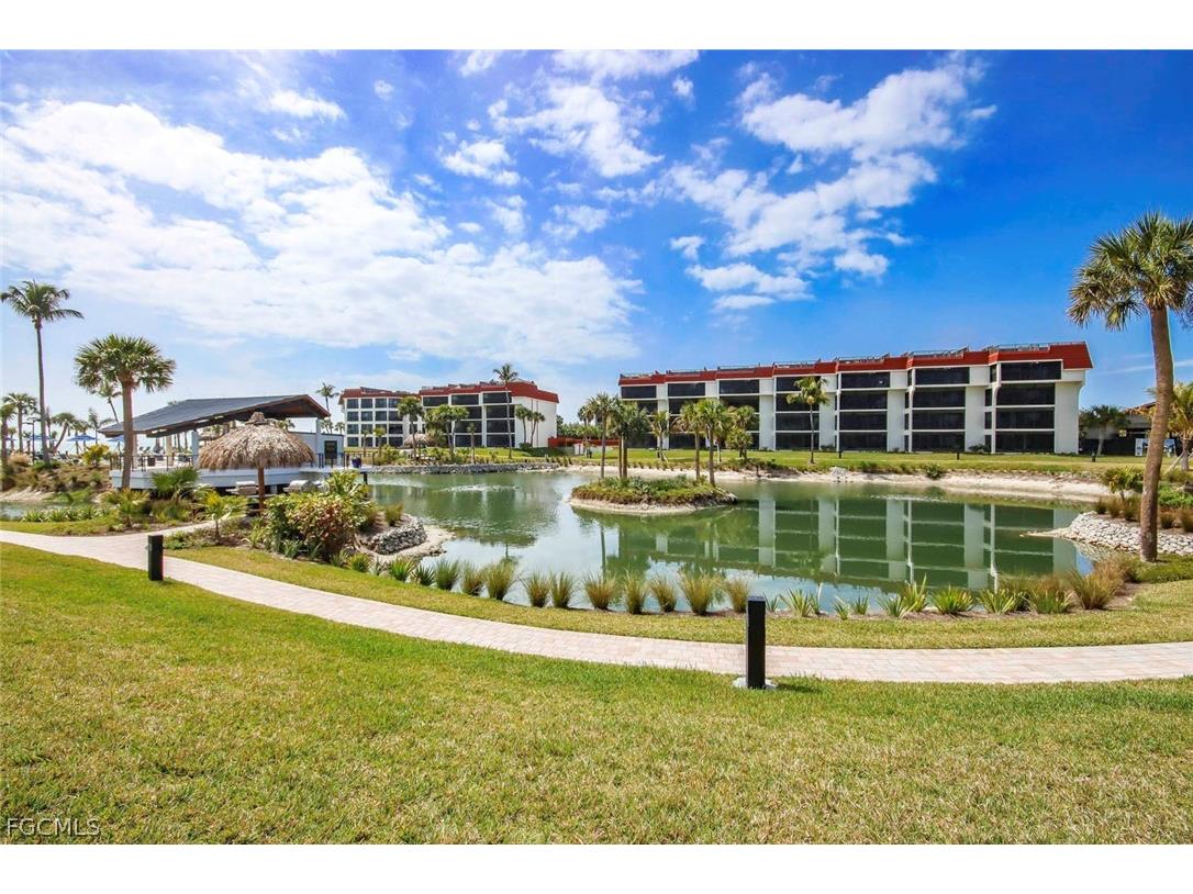 2445 W Gulf Drive #5D Sanibel FL 33957 2026008859 image2