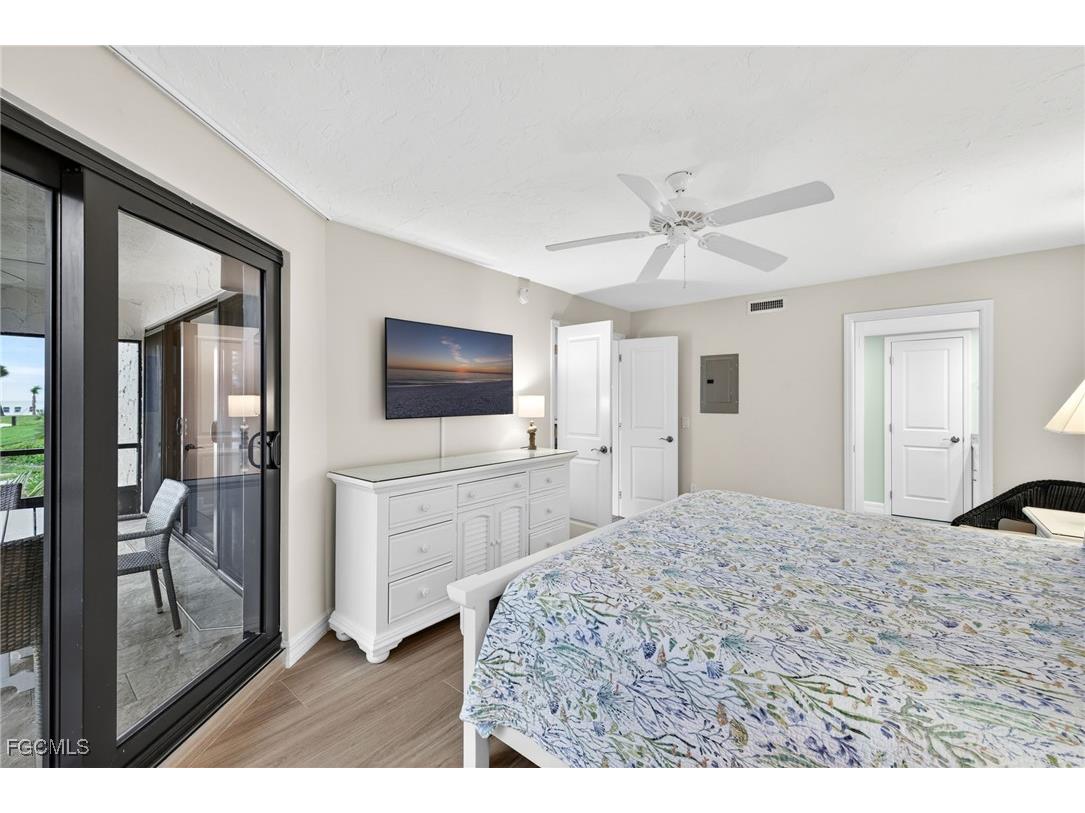 2445 W Gulf Drive #6B Sanibel FL 33957 2025025480 image21