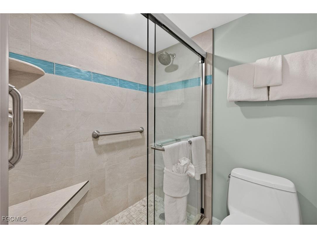 2445 W Gulf Drive #6B Sanibel FL 33957 2025025480 image23