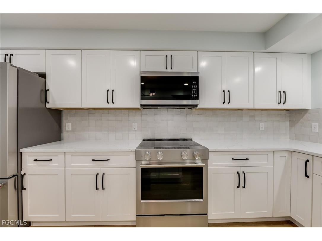 2445 W Gulf Drive #6D Sanibel FL 33957 2026009141 image10