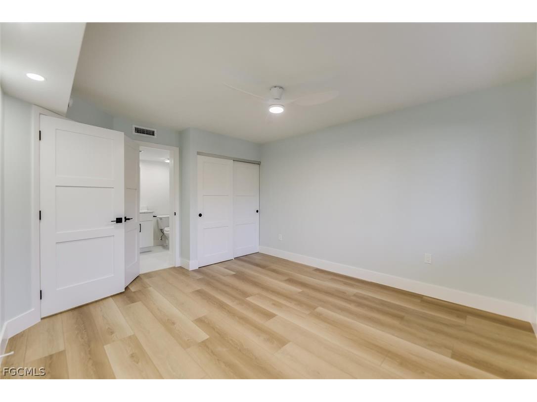 2445 W Gulf Drive #6D Sanibel FL 33957 2026009141 image23