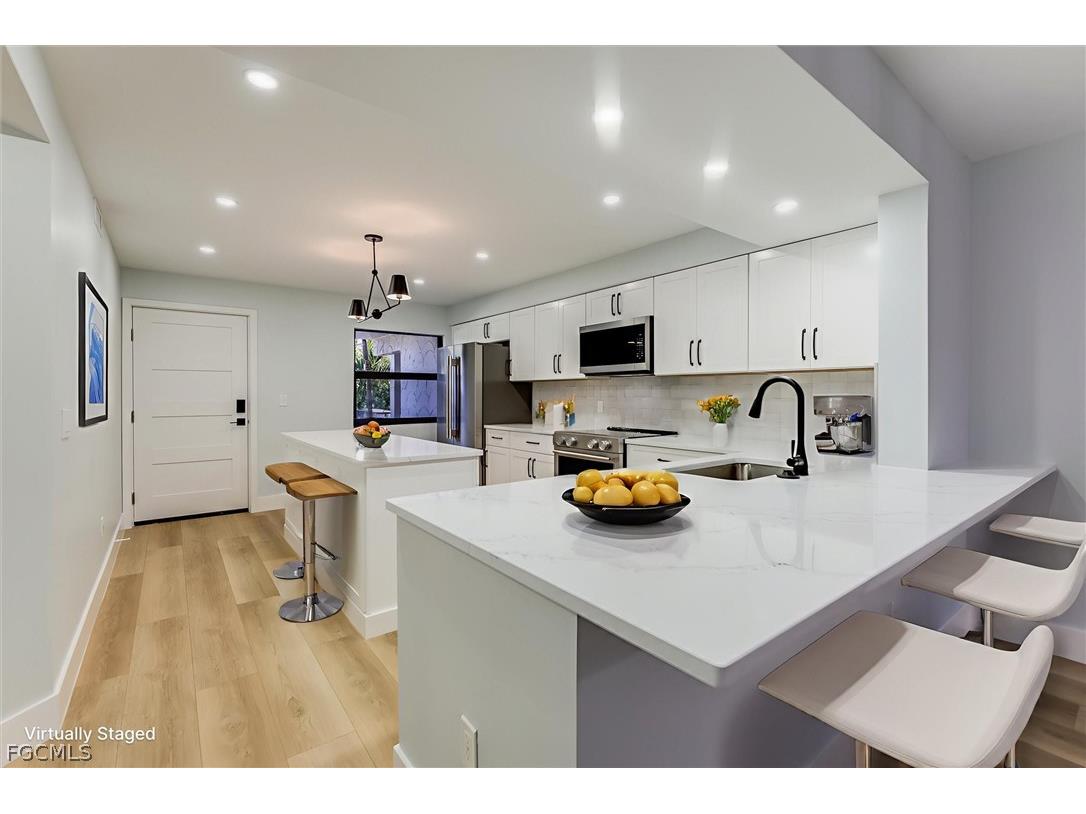 2445 W Gulf Drive #6D Sanibel FL 33957 2026009141 image6