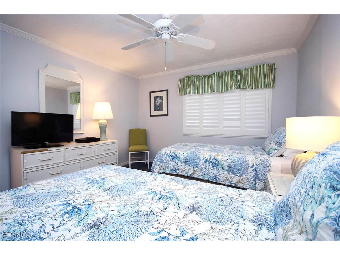 2445 W Gulf Drive #B44 Sanibel FL 33957 2025010664 image25