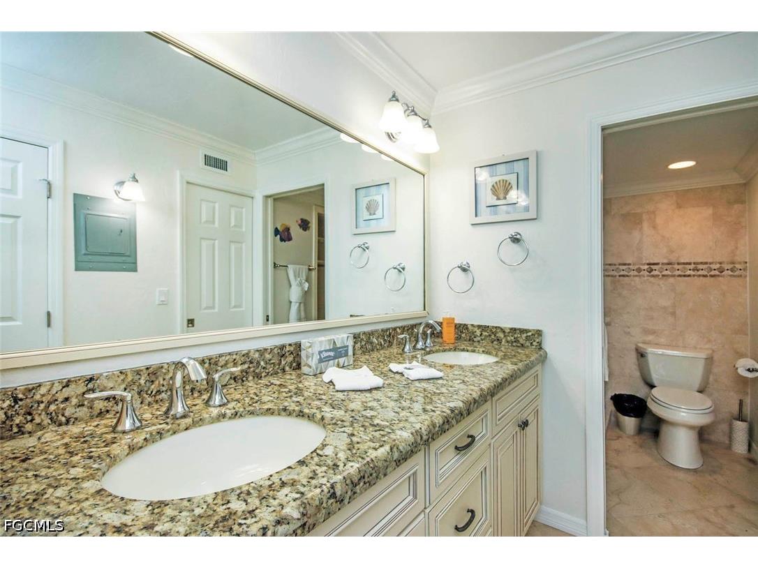 2445 W Gulf Drive #D41 Sanibel FL 33957 2026019420 image17