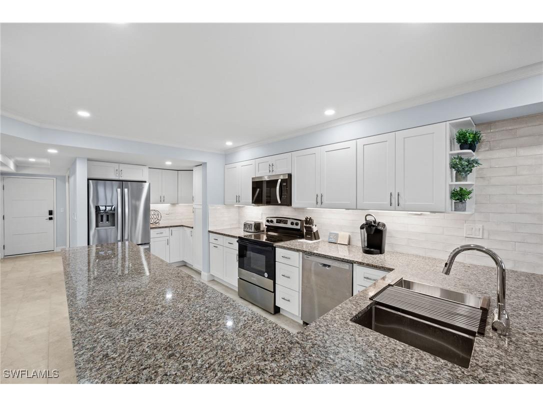 2445 W Gulf Drive #E6 Sanibel FL 33957 223072548 image7