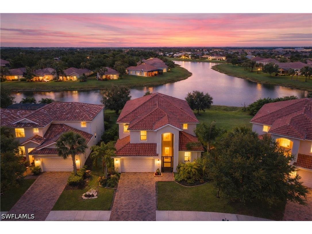 2446 Heydon Circle E Naples FL 34120 226015913 image1