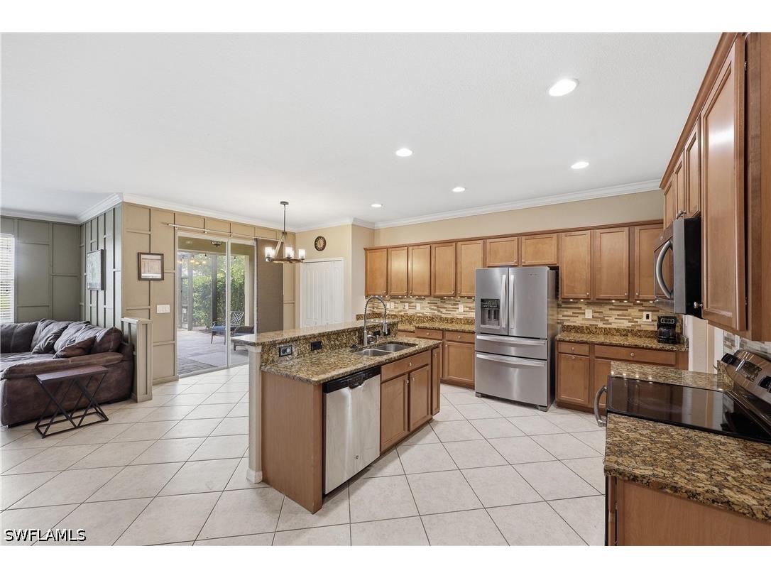2446 Heydon Circle E Naples FL 34120 226015913 image12