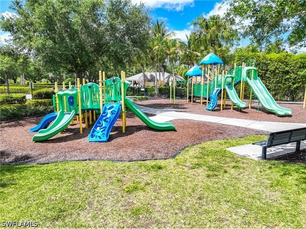 2446 Heydon Circle E Naples FL 34120 226015913 image45
