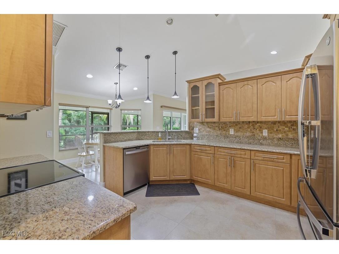 2448 Miracle Parkway Cape Coral FL 33914 2025009027 image11