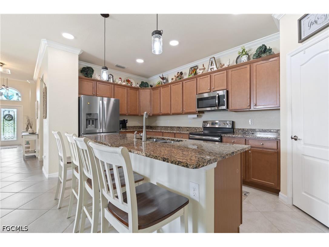 2449 Caslotti Way Cape Coral FL 33909 2026015397 image11