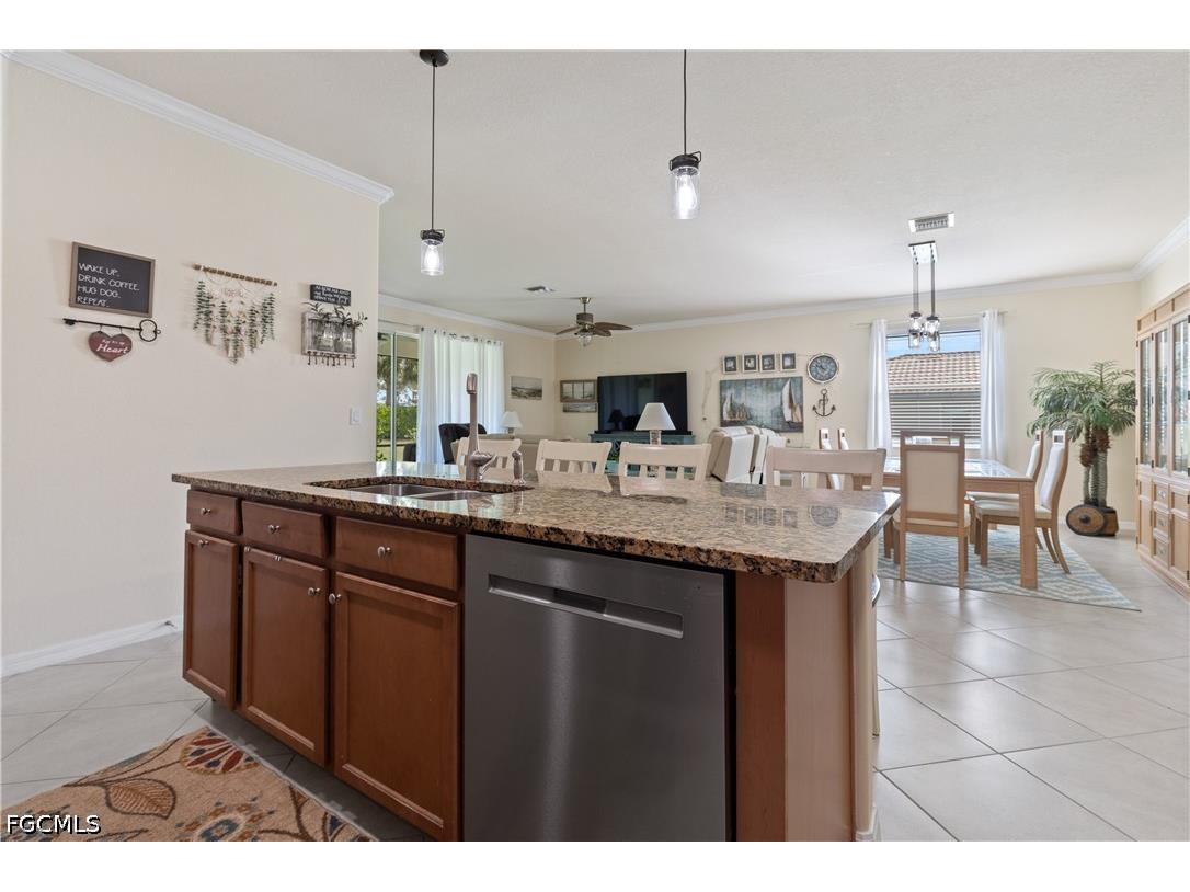 2449 Caslotti Way Cape Coral FL 33909 2026015397 image12