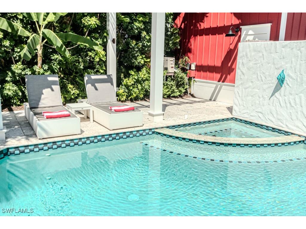 245 Broad Avenue S Naples FL 34102 225076190 image11