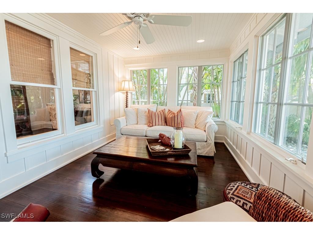 245 Broad Avenue S Naples FL 34102 225076190 image16