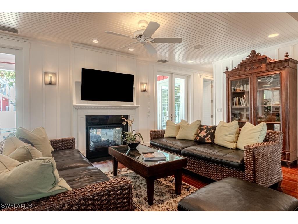 245 Broad Avenue S Naples FL 34102 225076190 image20