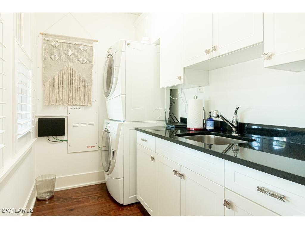 245 Broad Avenue S Naples FL 34102 225076190 image27