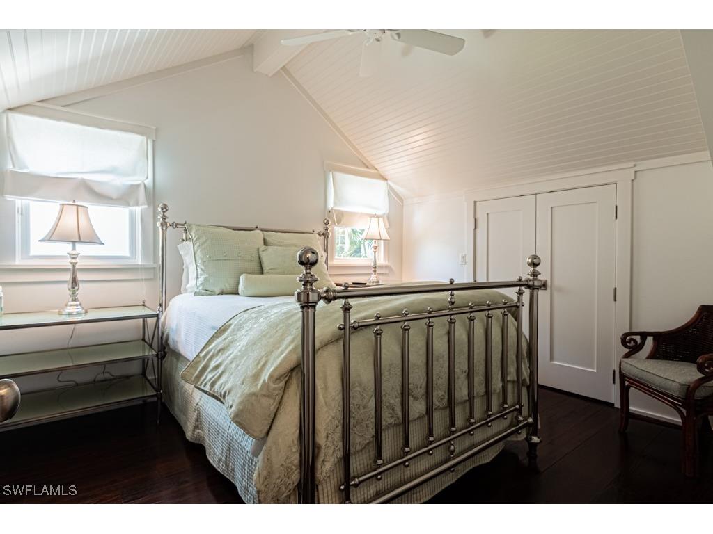 245 Broad Avenue S Naples FL 34102 225076190 image37