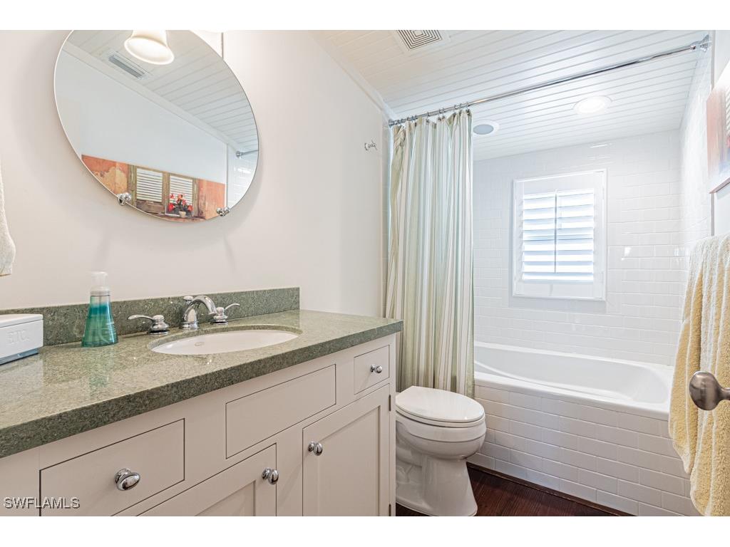 245 Broad Avenue S Naples FL 34102 225076190 image39