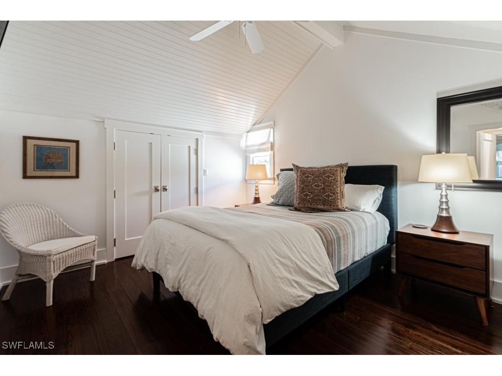 245 Broad Avenue S Naples FL 34102 225076190 image40