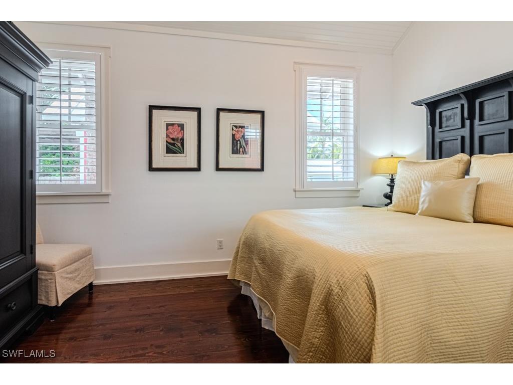 245 Broad Avenue S Naples FL 34102 225076190 image47