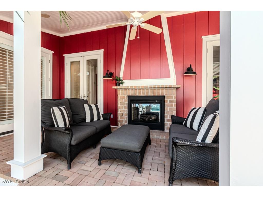 245 Broad Avenue S Naples FL 34102 225076190 image6