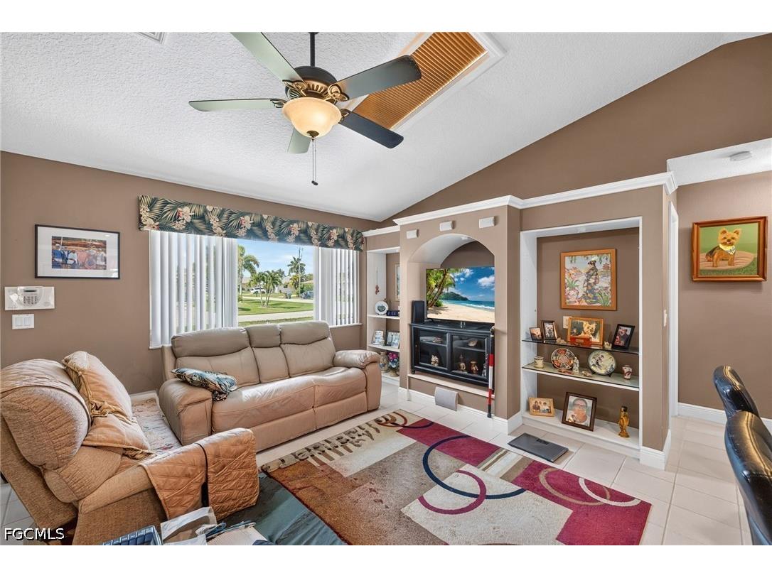 245 SW 46th Street Cape Coral FL 33914 2026029605 image3