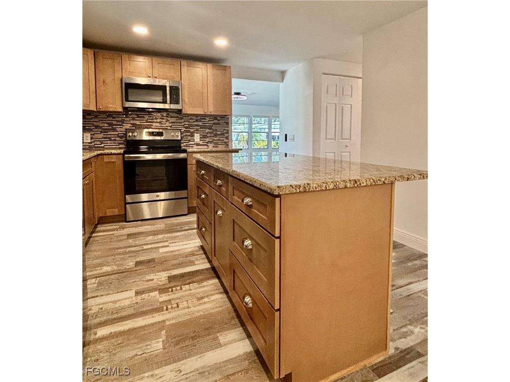 245 Shrub Lane N North Fort Myers FL 33917 2025012419 image10