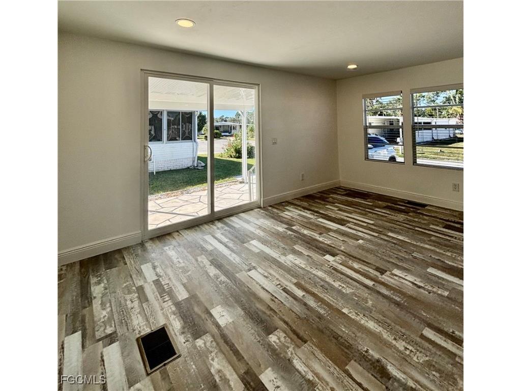 245 Shrub Lane N North Fort Myers FL 33917 2025012419 image14