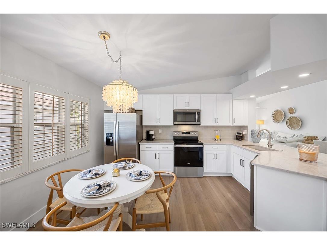 2450 Old Groves Road #201 Naples FL 34109 225082500 image10