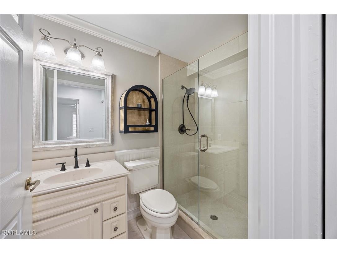 2450 Old Groves Road #201 Naples FL 34109 225082500 image22