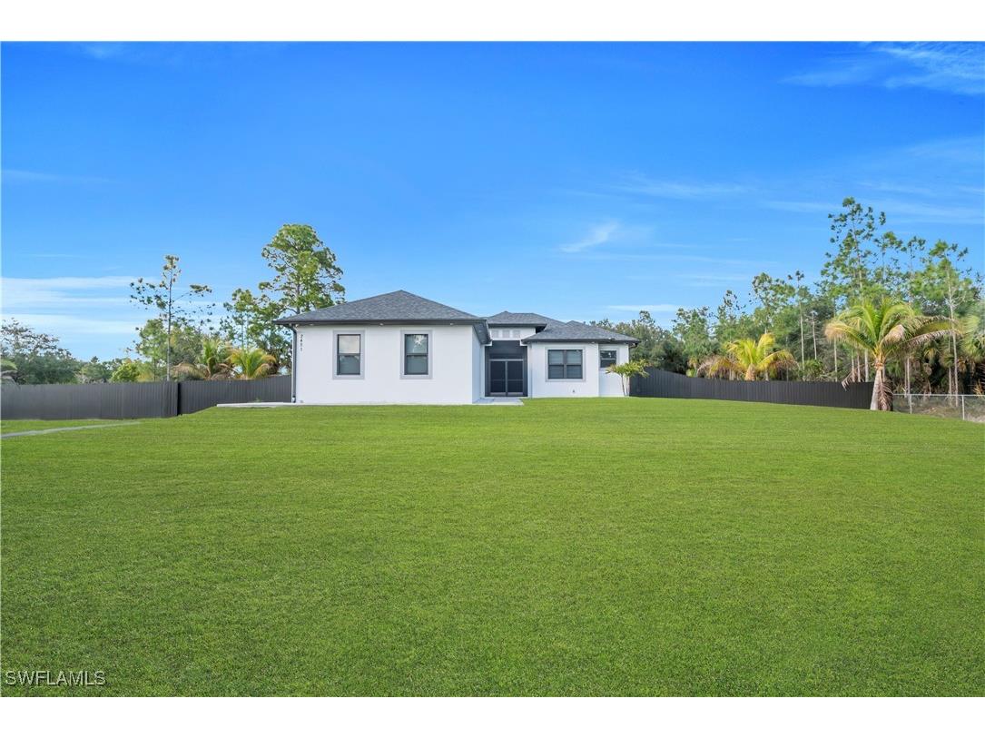 2451 10th Avenue SE Naples FL 34117 226004078 image13