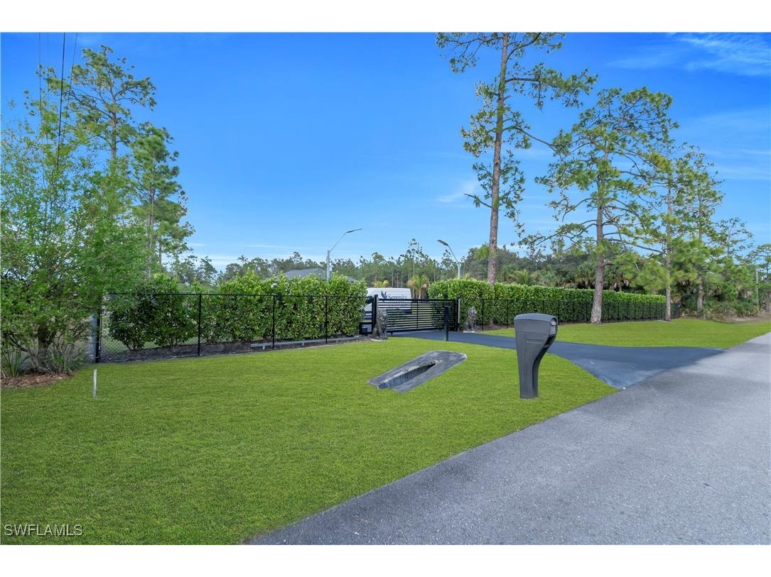 2451 10th Avenue SE Naples FL 34117 226004078 image14
