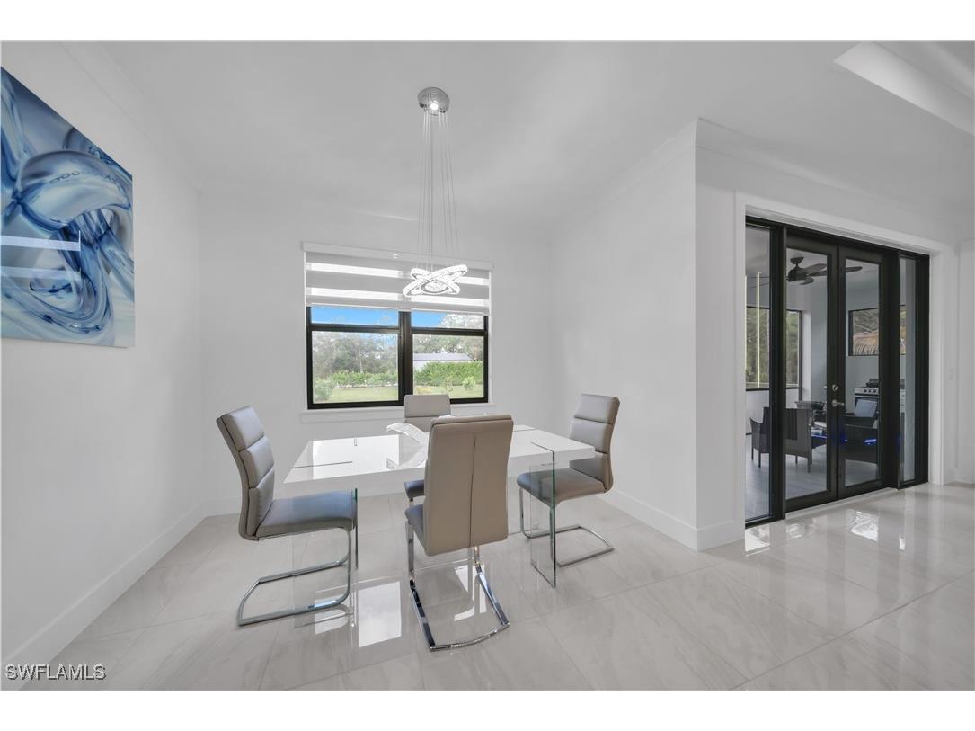 2451 10th Avenue SE Naples FL 34117 226004078 image2