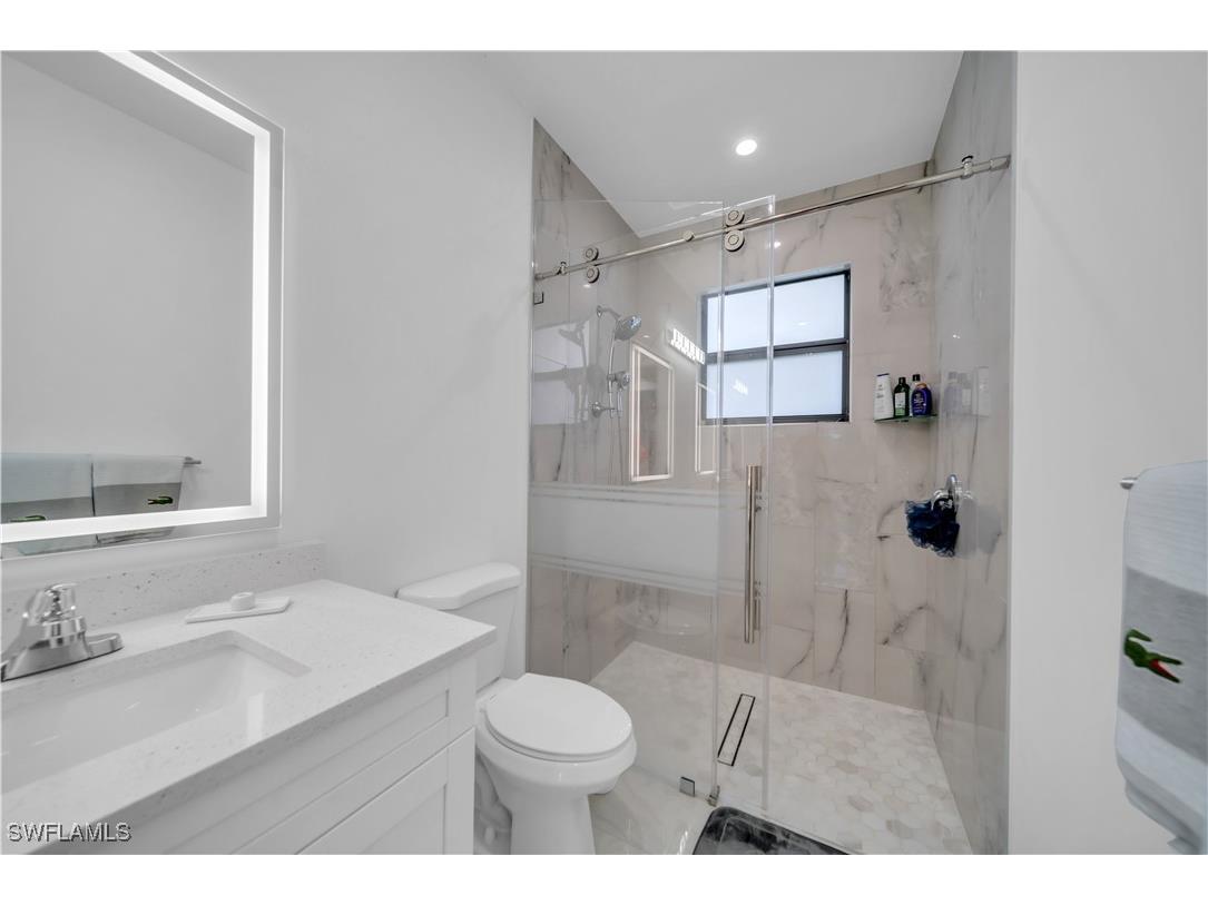 2451 10th Avenue SE Naples FL 34117 226004078 image23