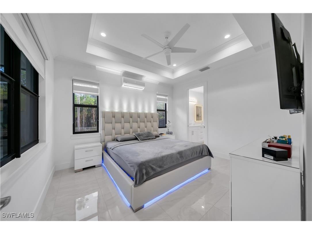 2451 10th Avenue SE Naples FL 34117 226004078 image5