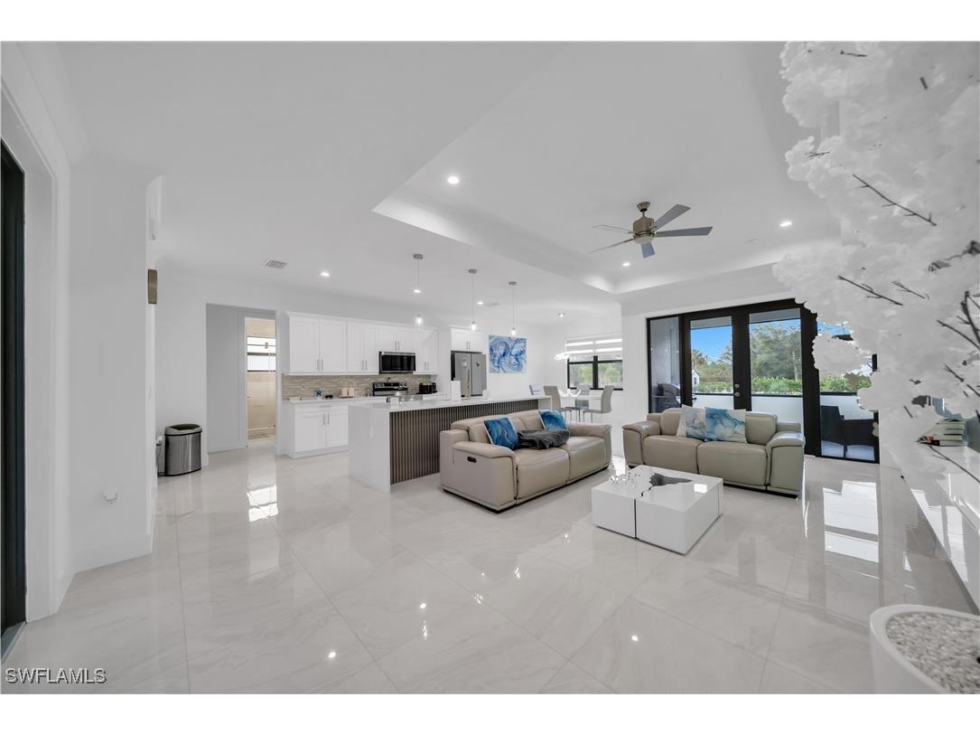 2451 10th Avenue SE Naples FL 34117 226004078 image7