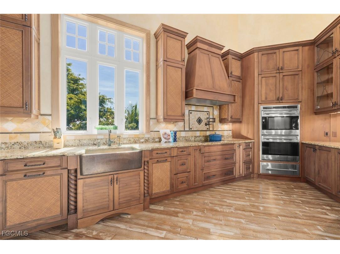 2451 Blind Pass Court Sanibel FL 33957 2025020479 image15