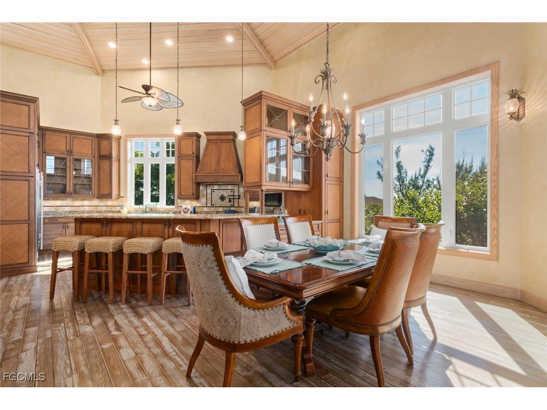 2451 Blind Pass Court Sanibel FL 33957 2025020479 image18