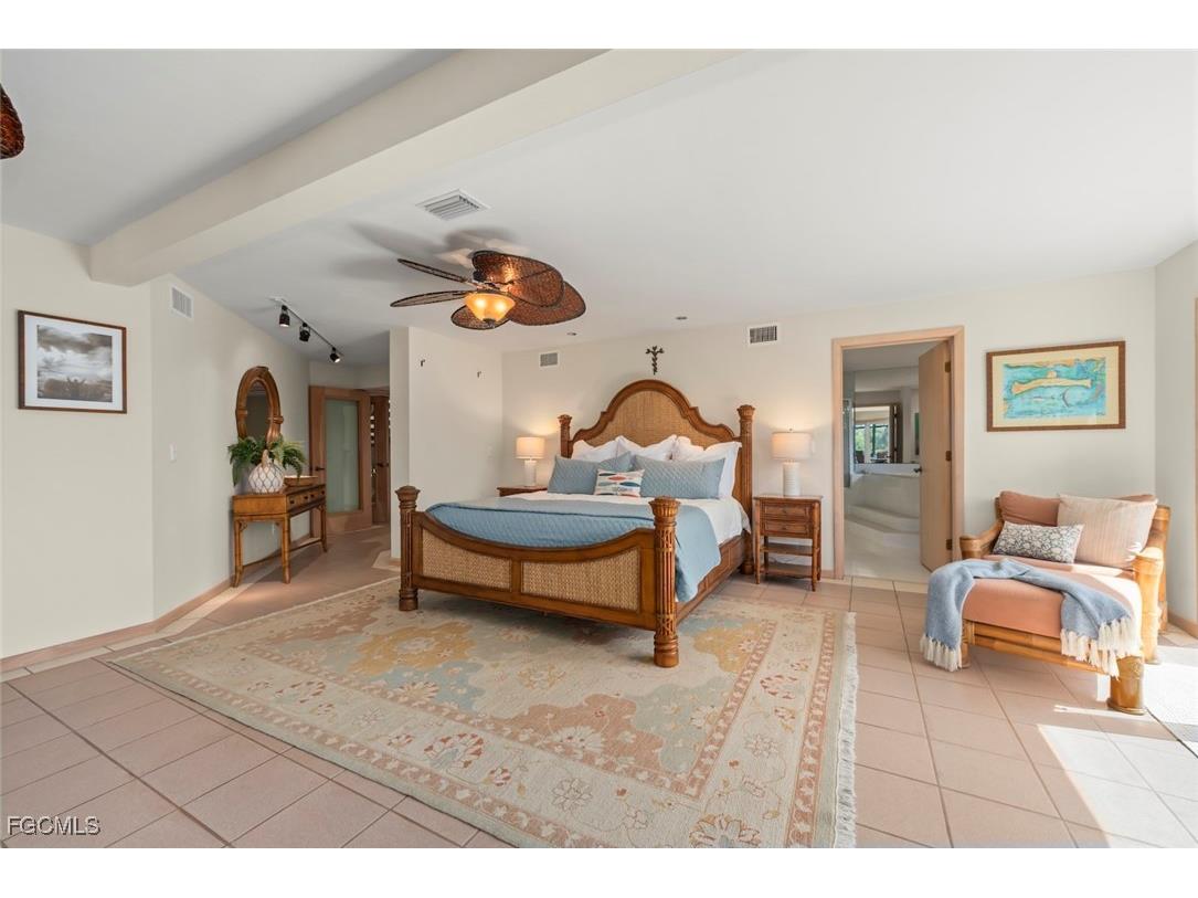 2451 Blind Pass Court Sanibel FL 33957 2025020479 image27