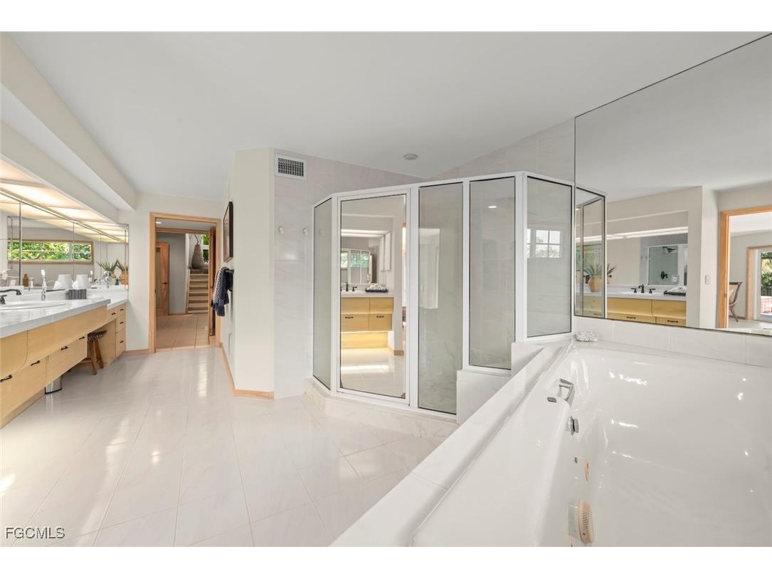 2451 Blind Pass Court Sanibel FL 33957 2025020479 image29