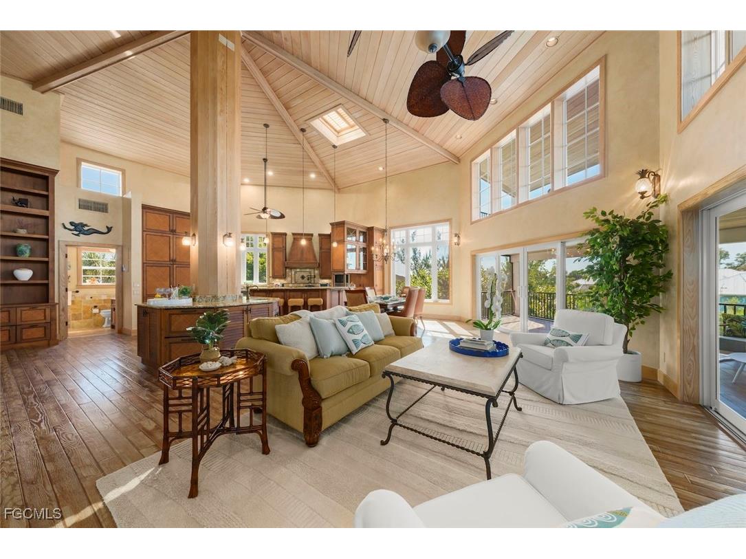 2451 Blind Pass Court Sanibel FL 33957 2025020479 image8