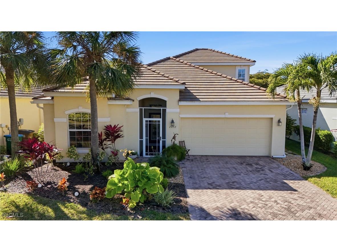 2452 Blackburn Circle Cape Coral FL 33991 2026006300 image1