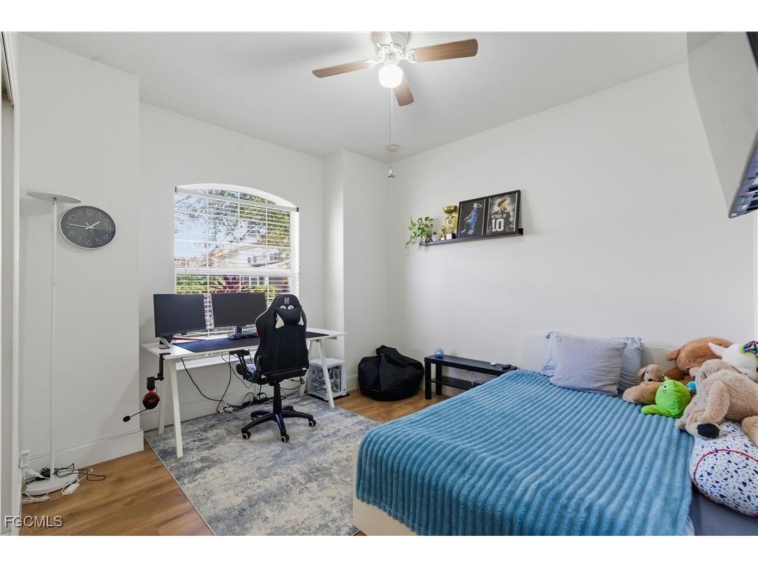 2452 Blackburn Circle Cape Coral FL 33991 2026006300 image38